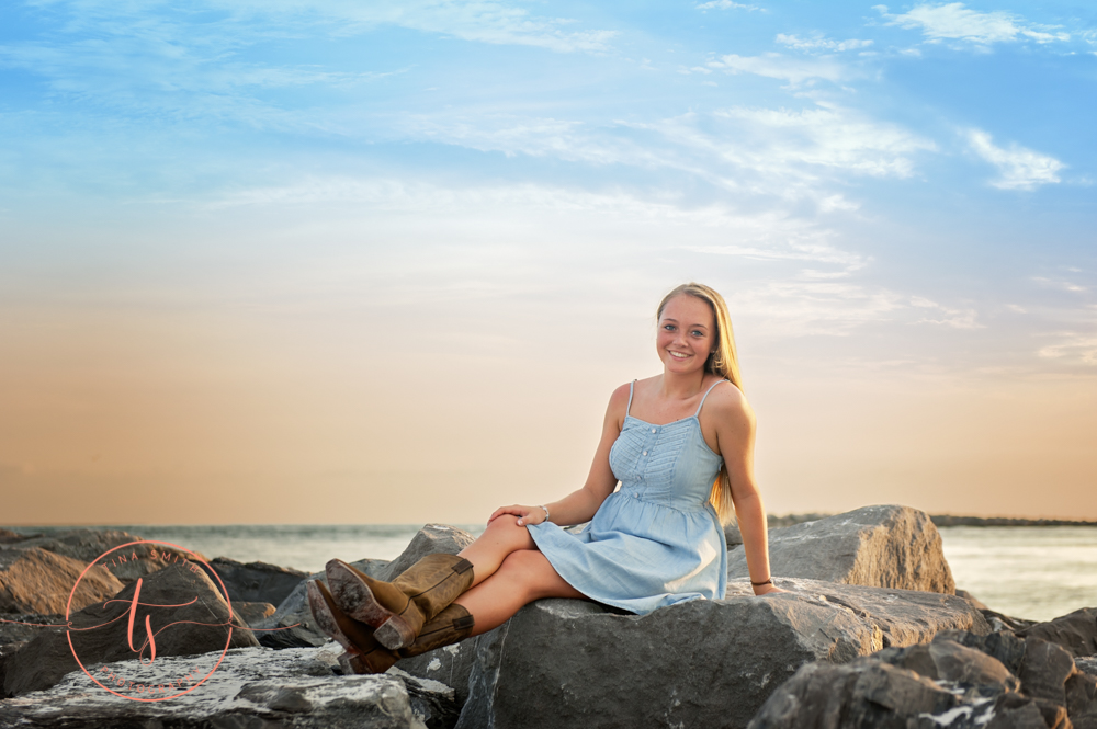 senior photography on the beach in destin