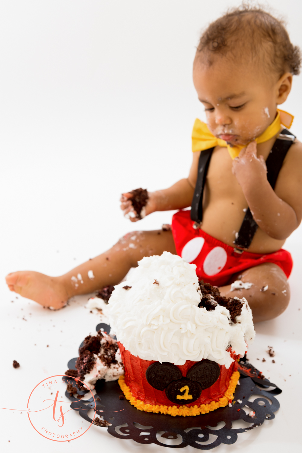 cake smash mickey mouse destin childrens photography