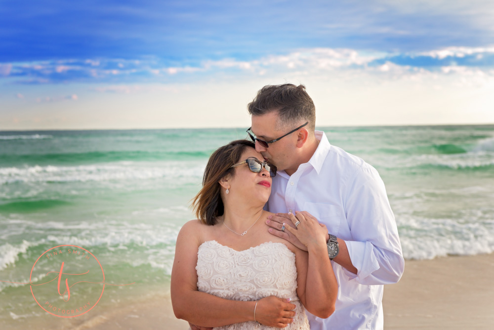 wedding couple destin beach