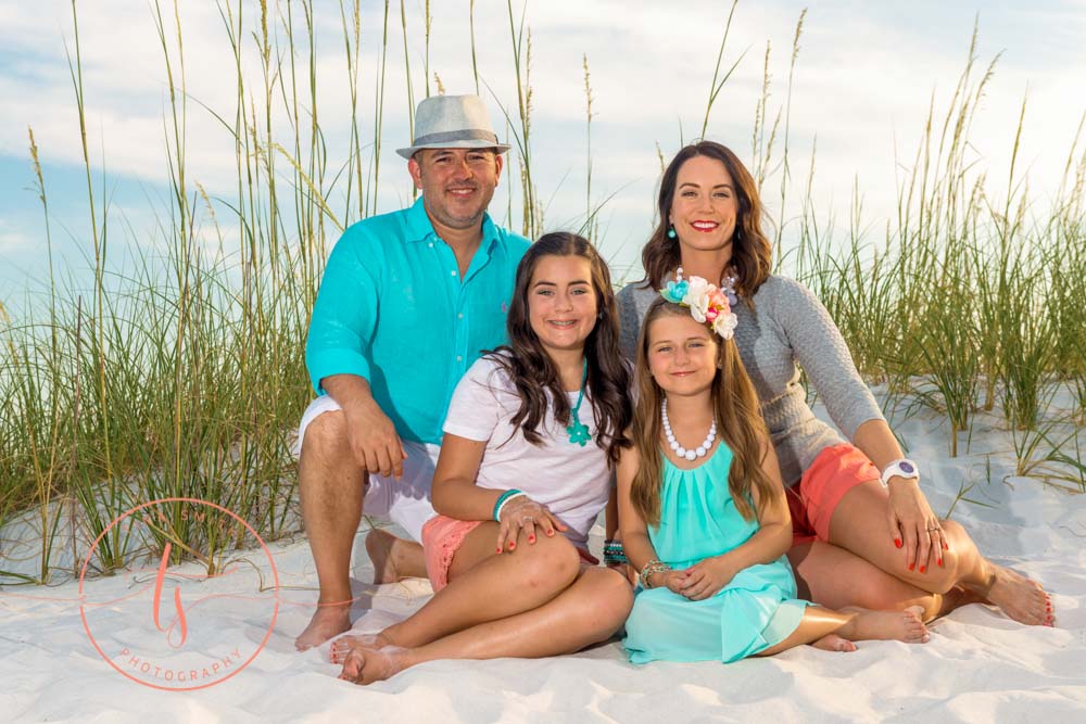 Courtney - Beach Portrait Session in Destin, FL - Tina Smith Photography