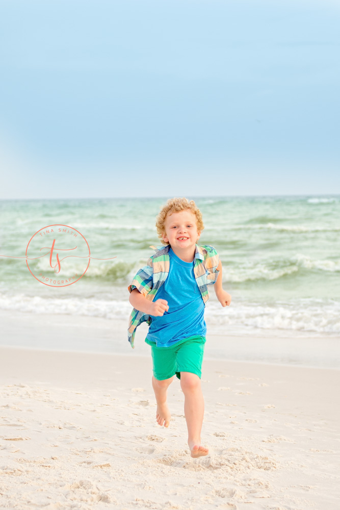 rosemary beach photographer boy running on the beach